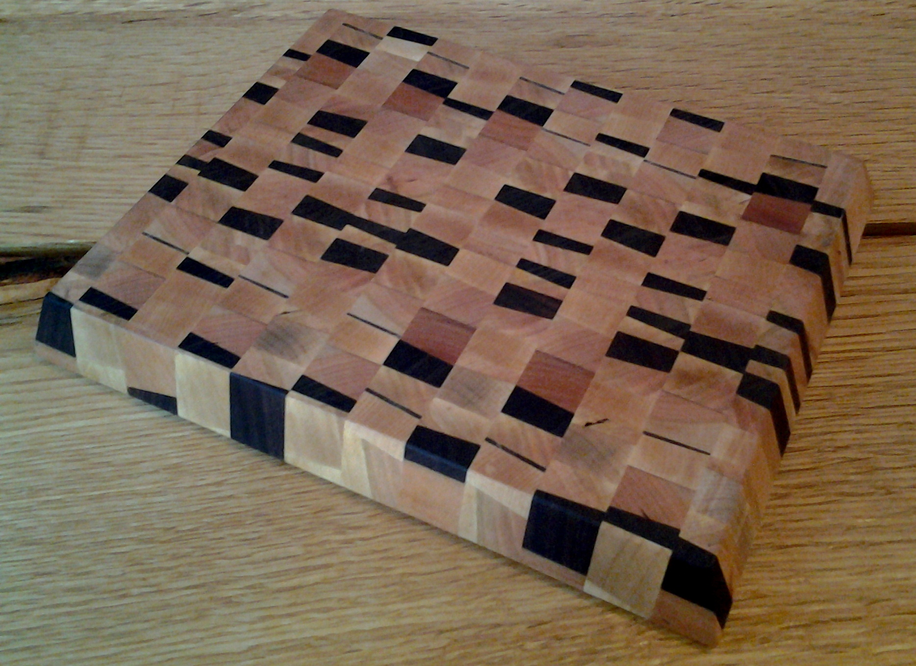 Handmade Cutting Board - Random Pattern