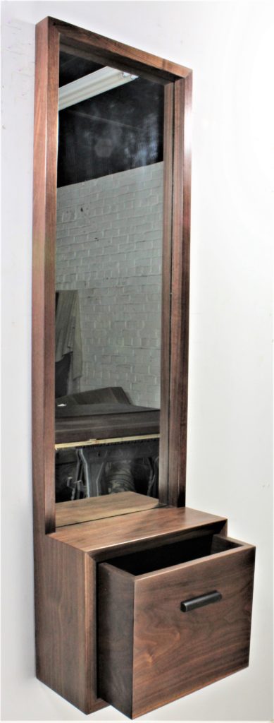 Home entry mirror