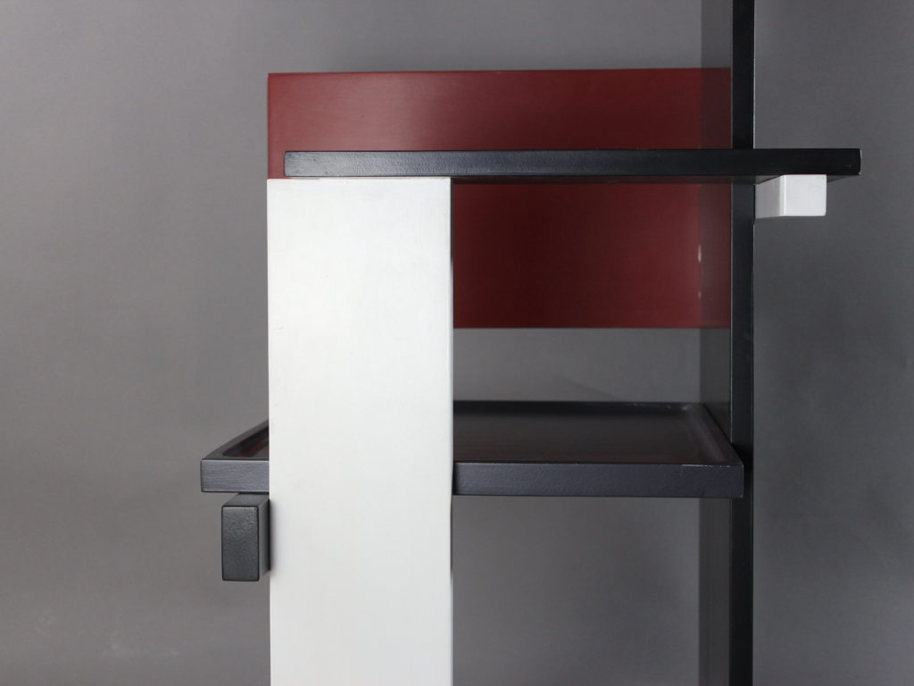 De Stijl chair